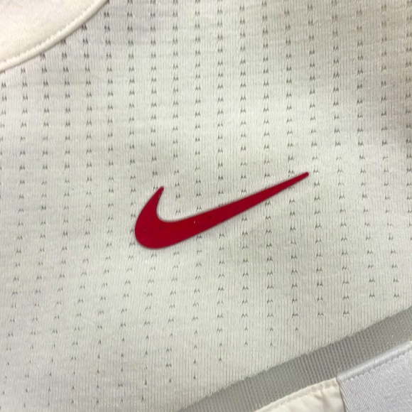 NIKE WINDBREAKER SIZE LARGE - Picture 4 of 6